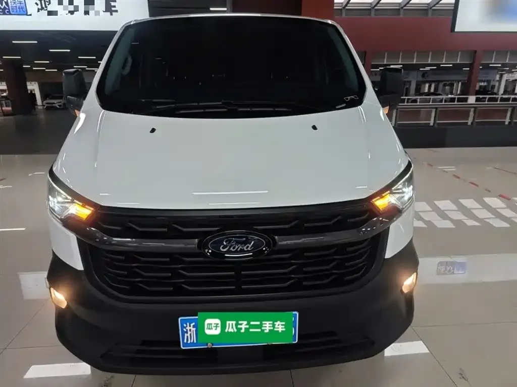 Ford Transit 2024 из CN, фото 8