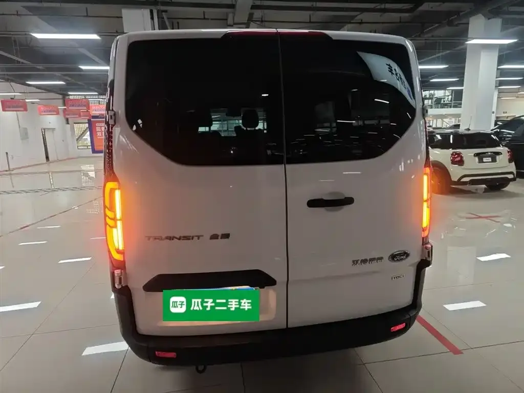 Ford Transit 2024 из CN, фото 9