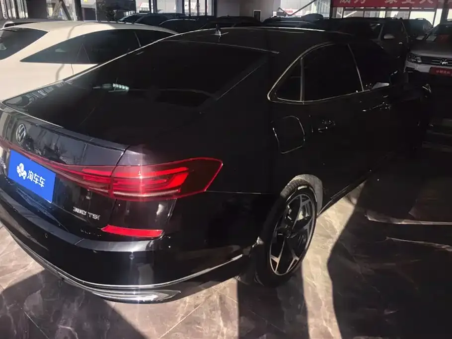 Volkswagen Passat 2023 из CN, фото 6
