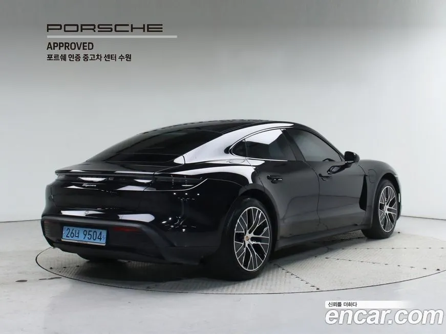 Porsche Taycan 2025 из KR, фото 10