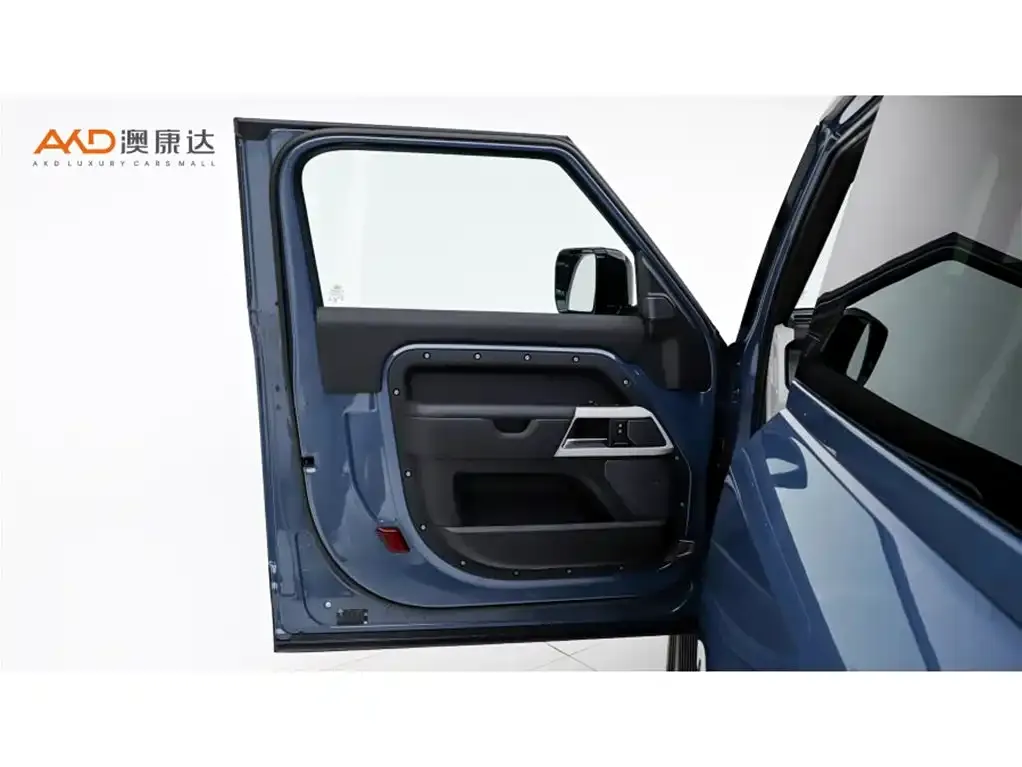 Land Rover Defender 2023 из CN, фото 4