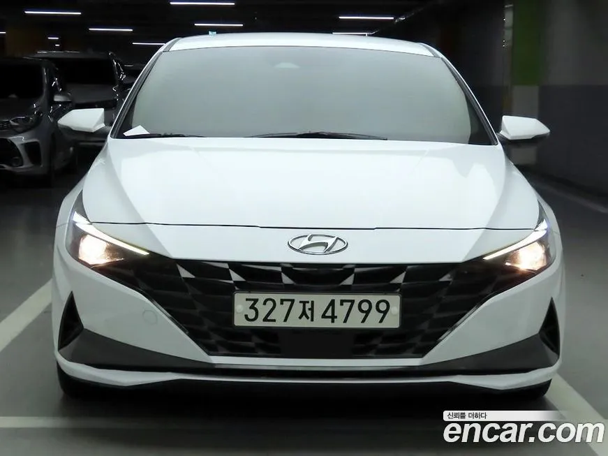 Hyundai AVANTE — фото 1