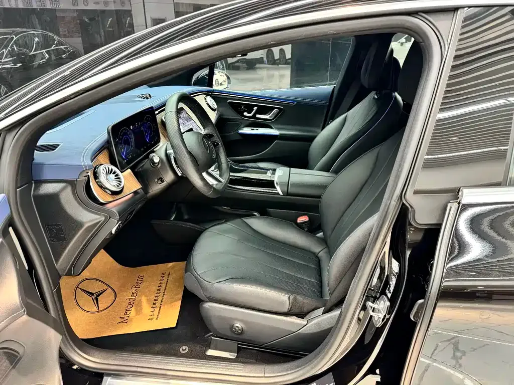 Mercedes-Benz EQE 2024 из CN, фото 10