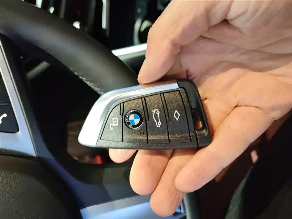 BMW i3 2024 из CN, фото 2