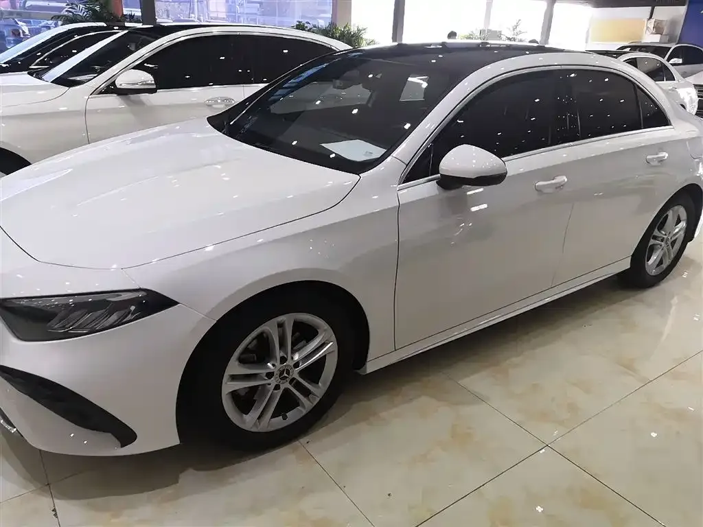 Mercedes-Benz A-Class 2024 из CN, фото 2