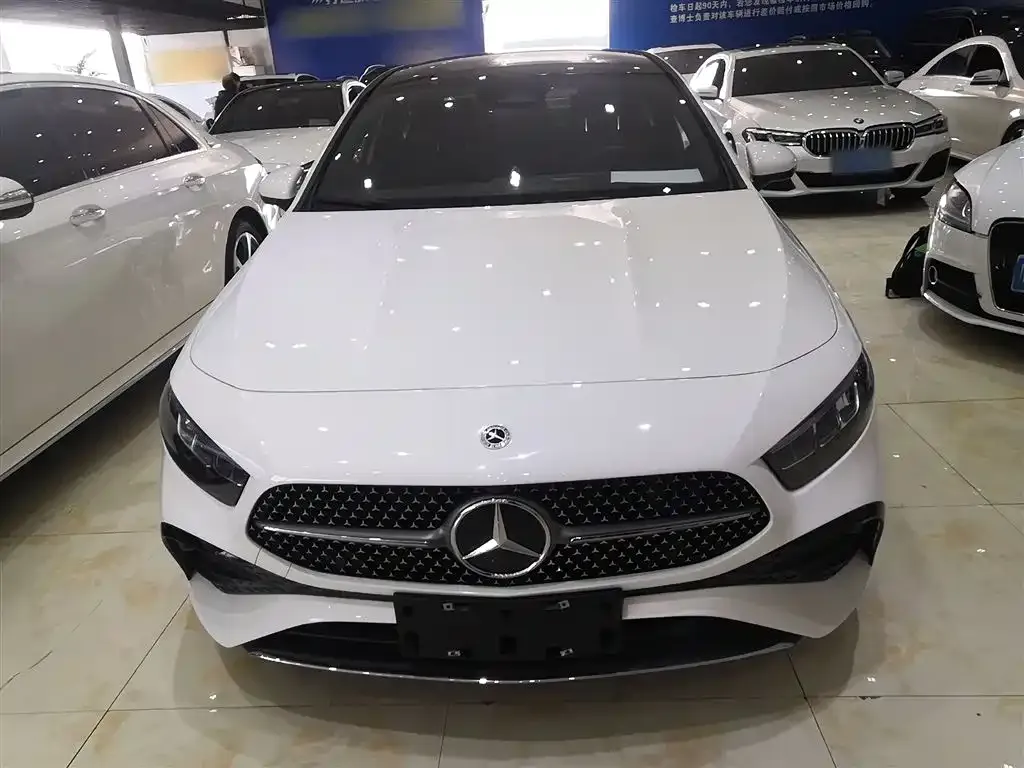 Mercedes-Benz A-Class 2024 из CN, фото 3