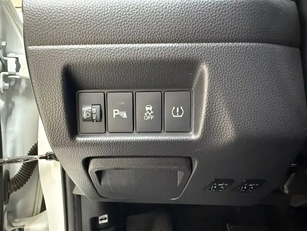 Honda Envix 2021 из CN, фото 8