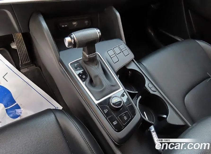 Kia Sportage — фото 9