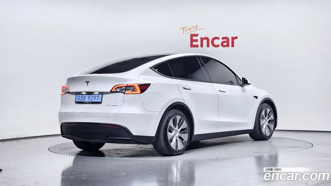 Tesla Model Y 2022 из KR, фото 3
