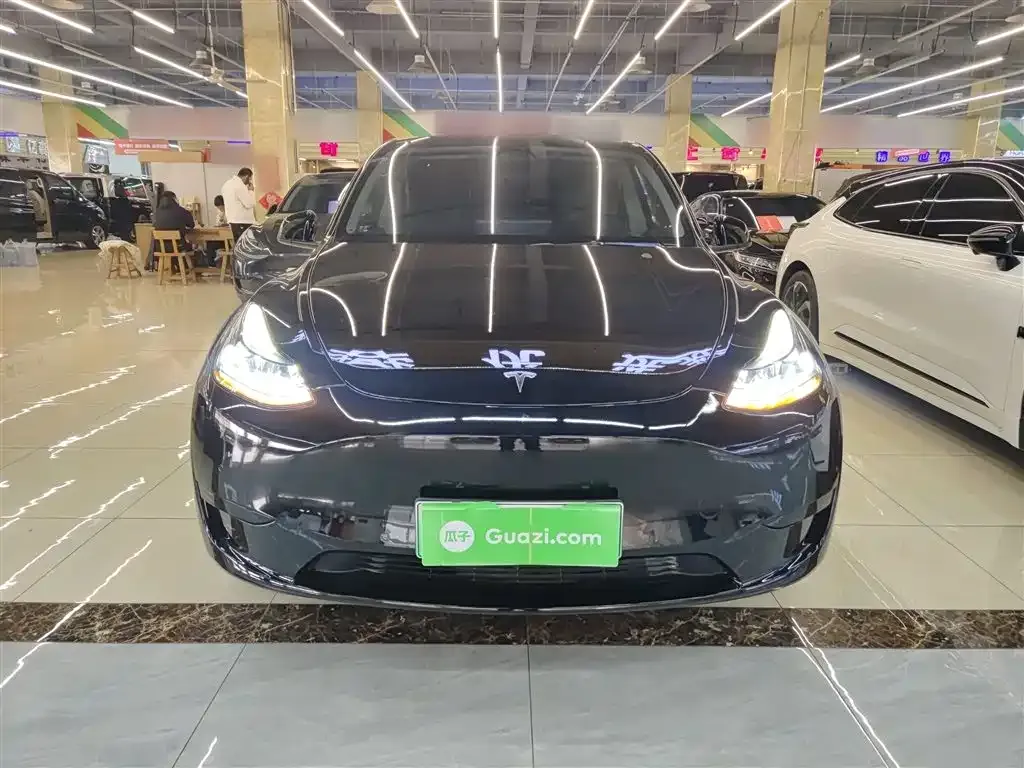 Tesla Model Y 2023 из CN, фото 3