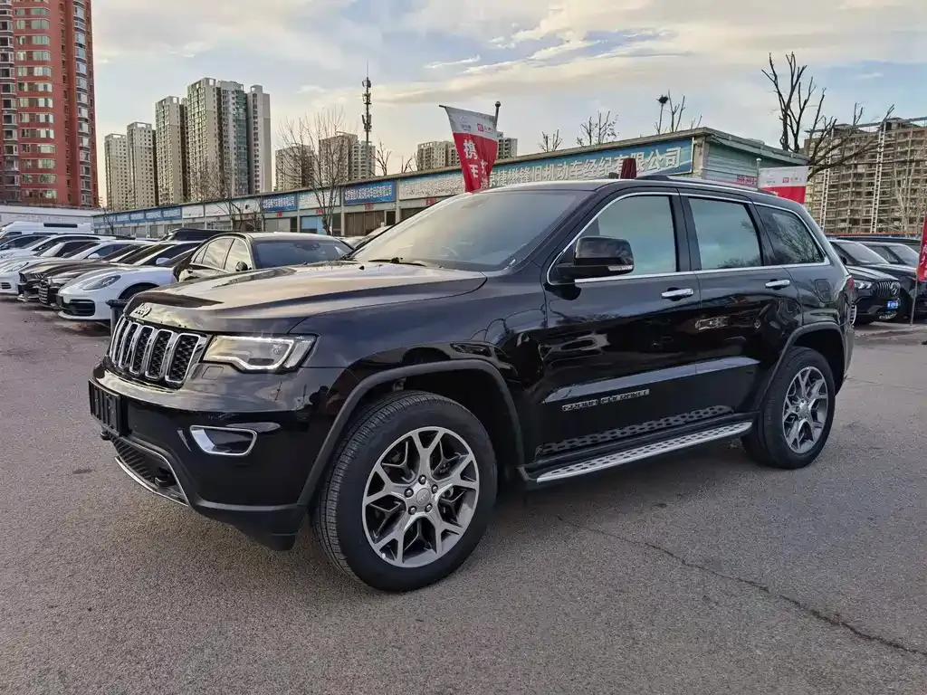 Jeep Grand Cherokee (Import) 2021 из CN, фото 1