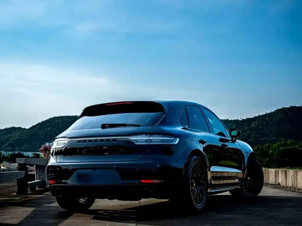 Porsche Macan — фото 5