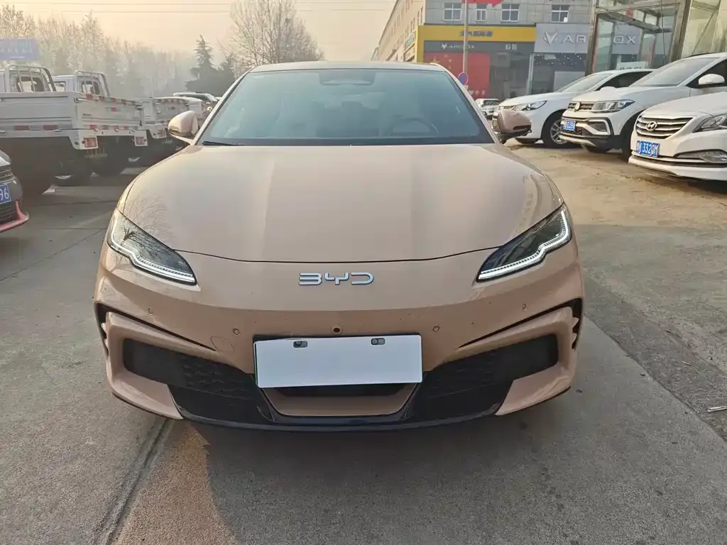 BYD Seal 06GT — фото 8