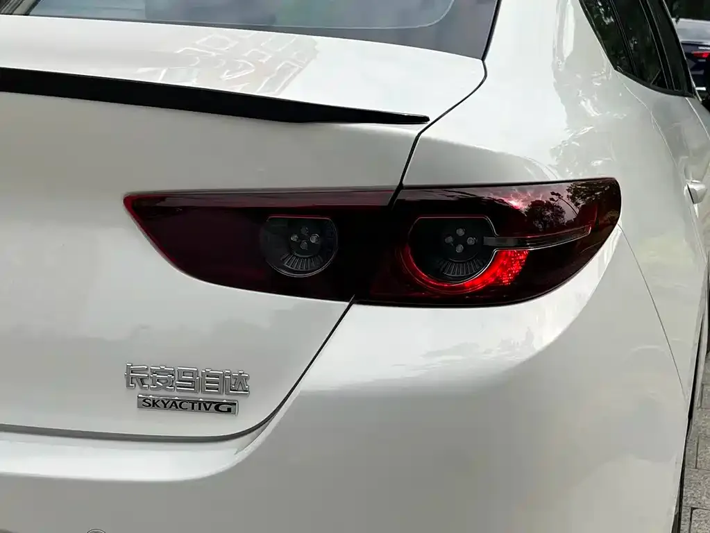 Mazda 3 Axela 2023 из CN, фото 6