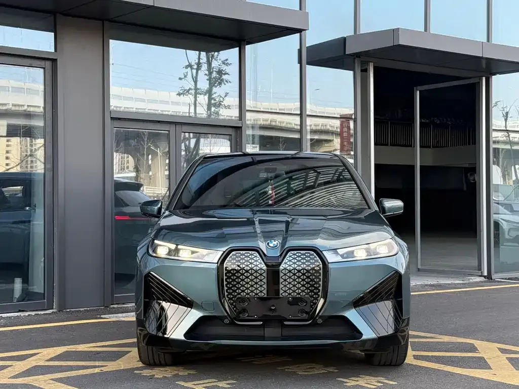 BMW iX 2023 из CN, фото 3