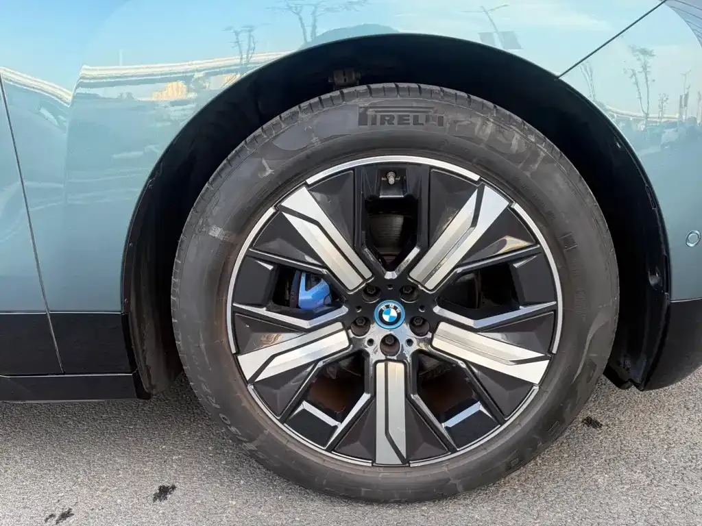BMW iX 2023 из CN, фото 6