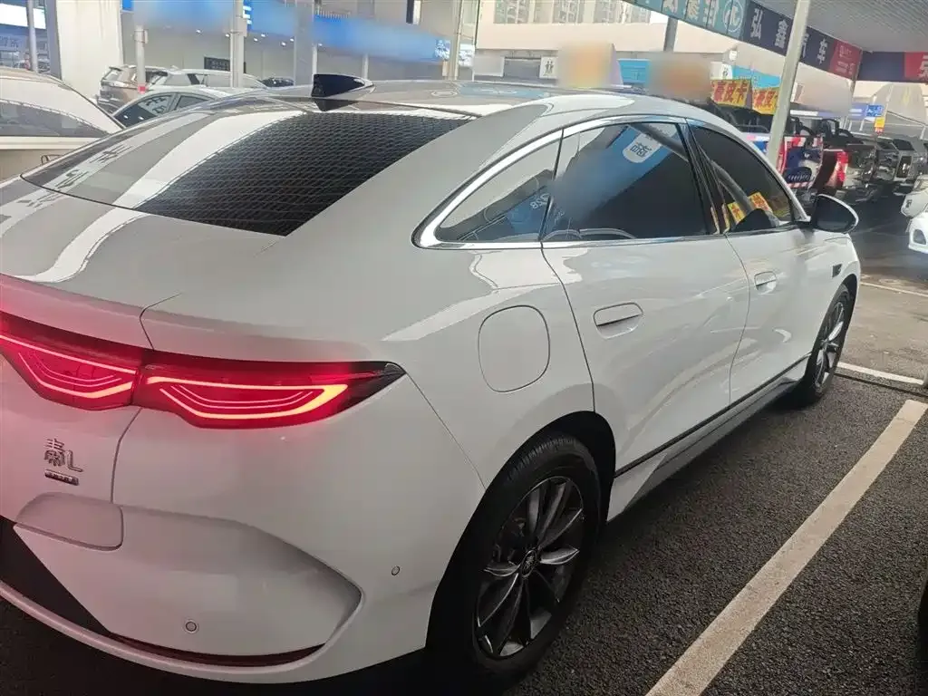 BYD Qin L 2025 из CN, фото 4