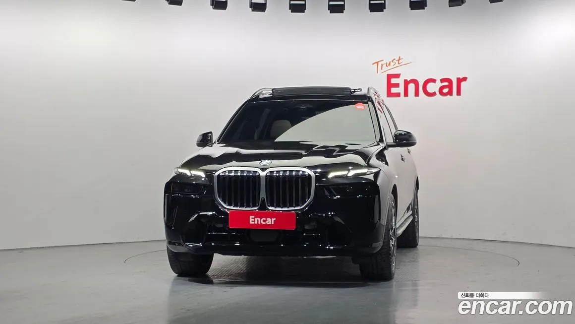 BMW X7 2024 из KR, фото 2