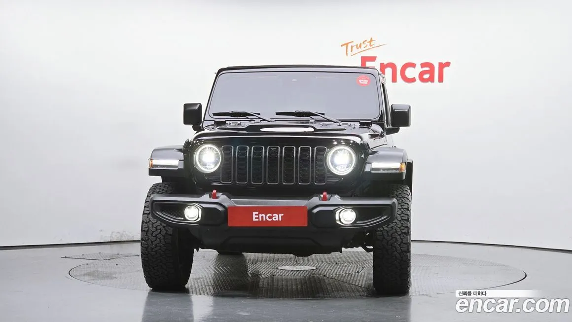 Jeep Wrangler — фото 10
