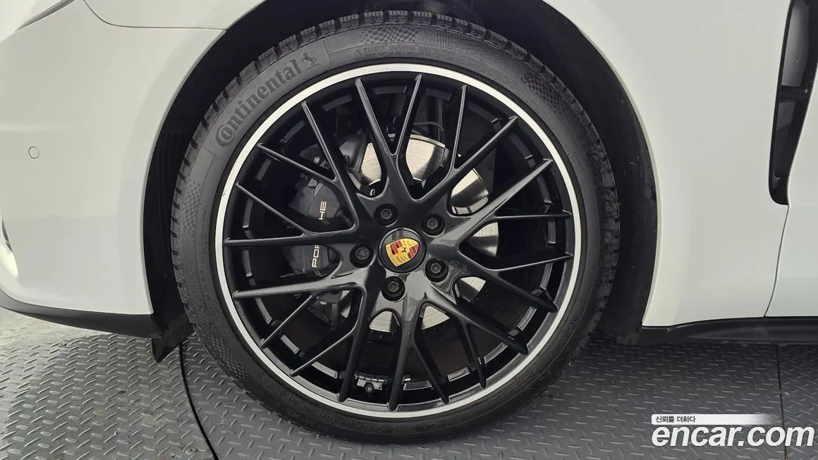 Porsche Panamera 2023 из KR, фото 9