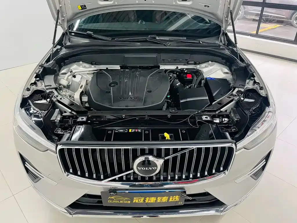 Volvo XC60 2024 из CN, фото 6