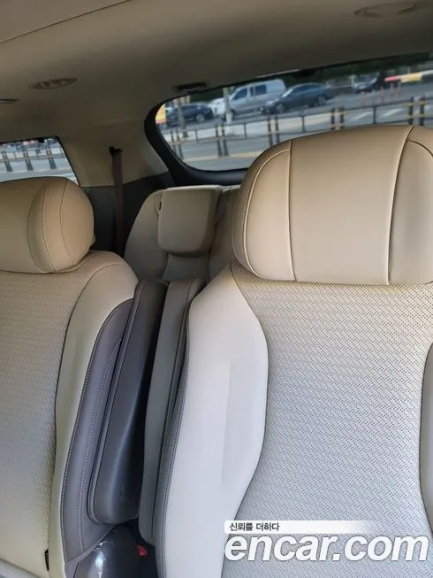 Kia Carnival 2025 из KR, фото 8