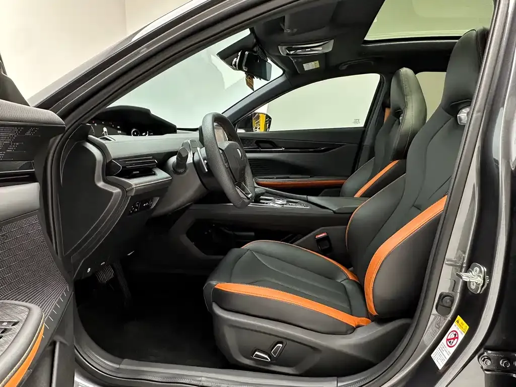 Changan UNI-V 2024 из CN, фото 7