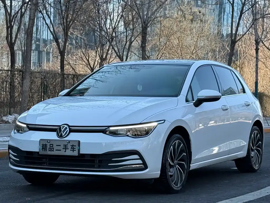 Volkswagen Golf 2022 из CN, фото 1