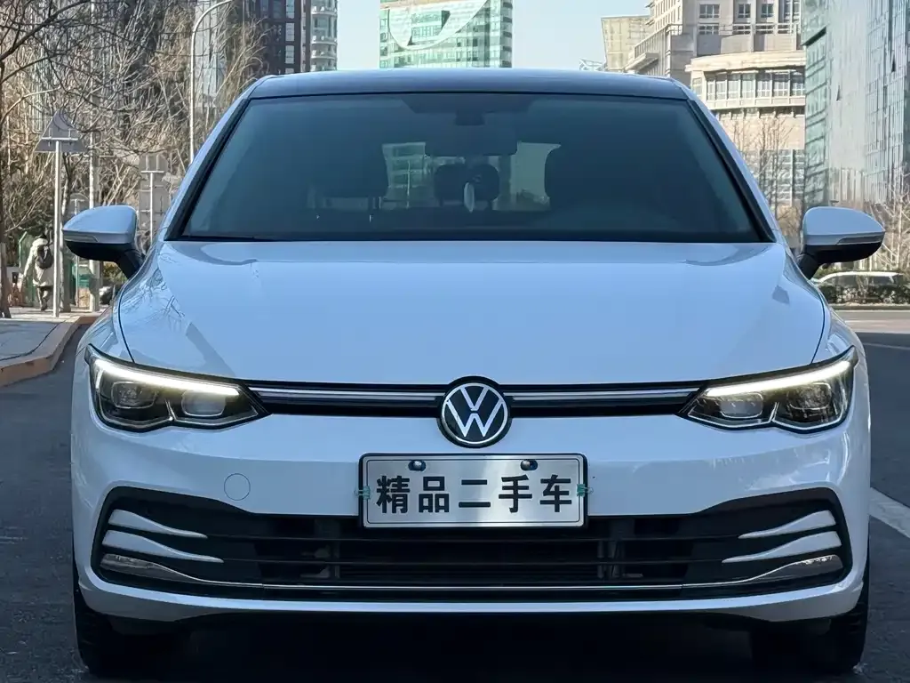 Volkswagen Golf 2022 из CN, фото 2
