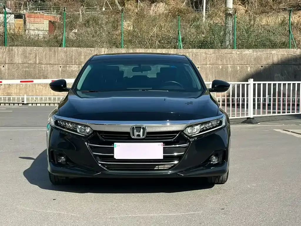 Honda Accord 2023 из CN, фото 3