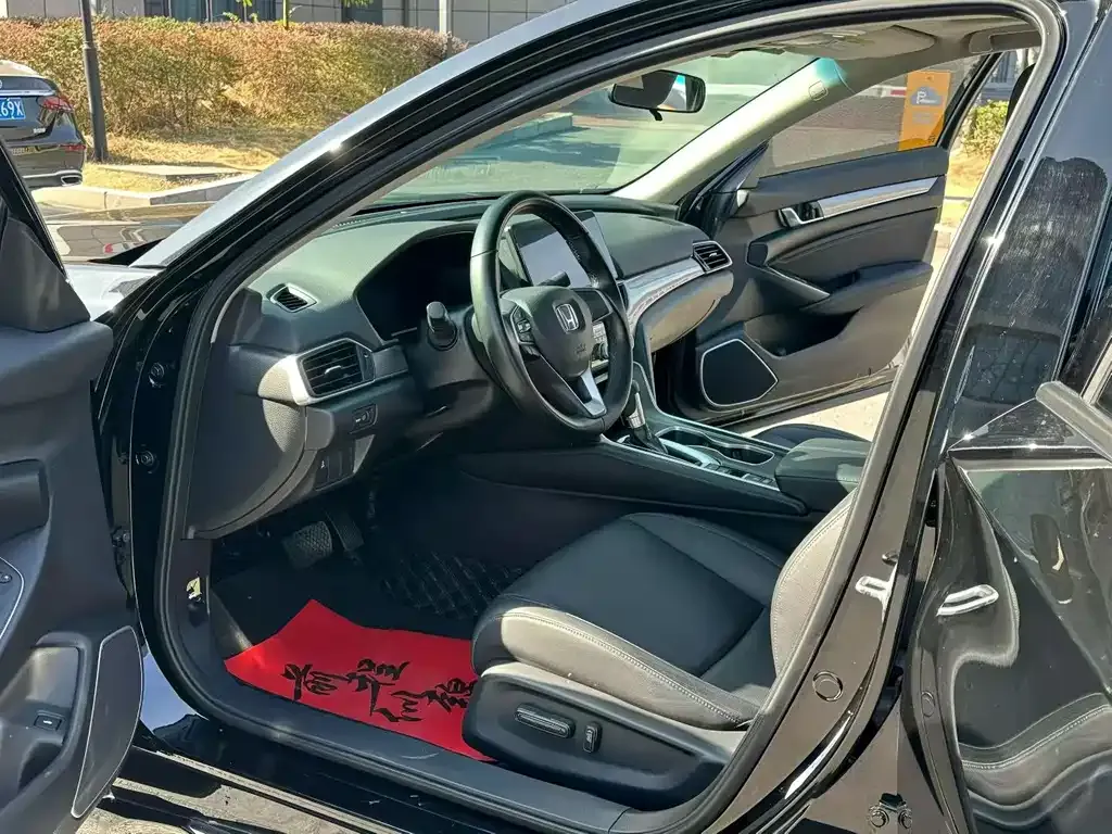 Honda Accord 2023 из CN, фото 4