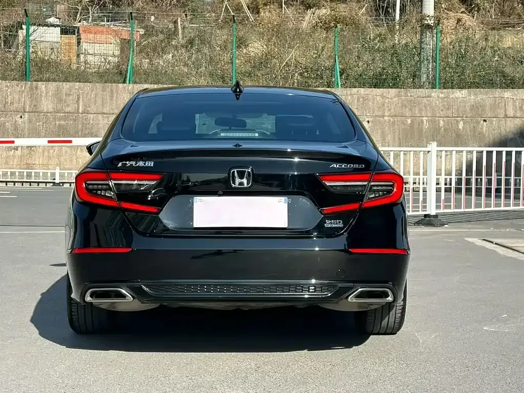 Honda Accord 2023 из CN, фото 7