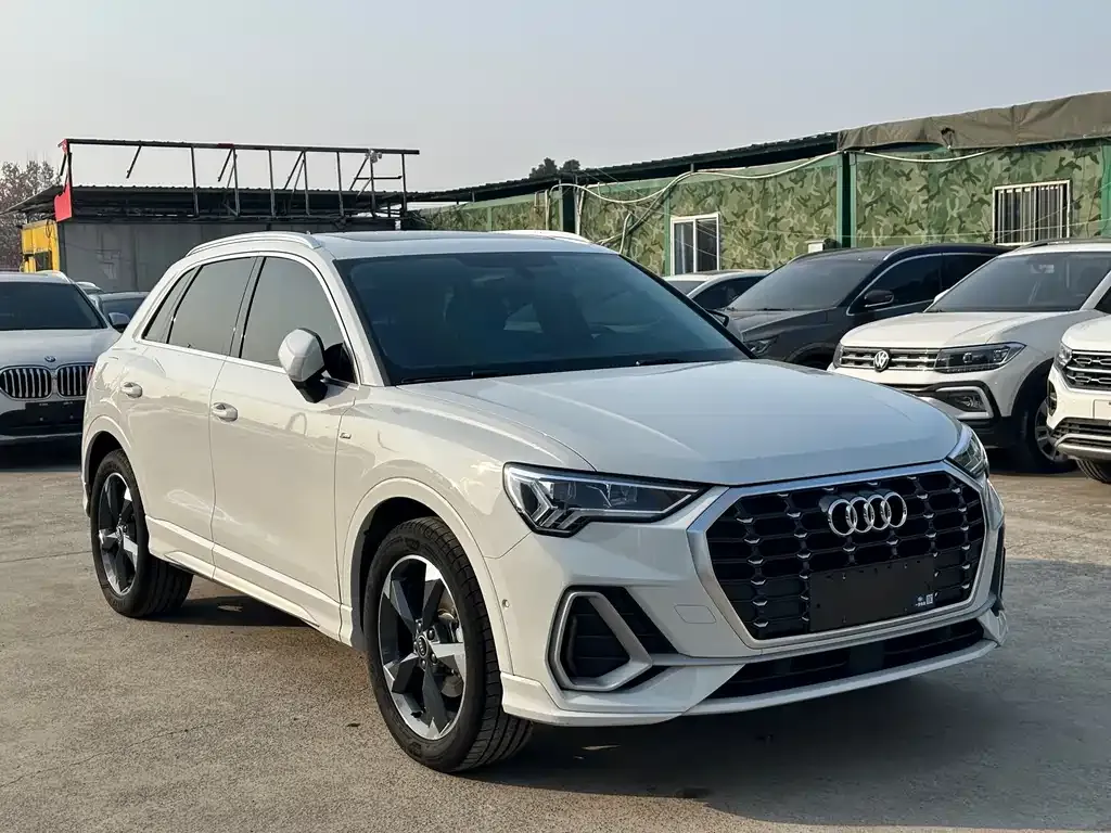 Audi Q3 2022 из CN, фото 3