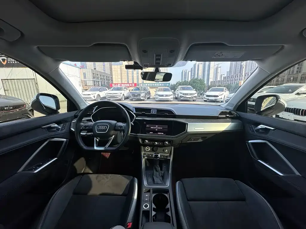 Audi Q3 2022 из CN, фото 4