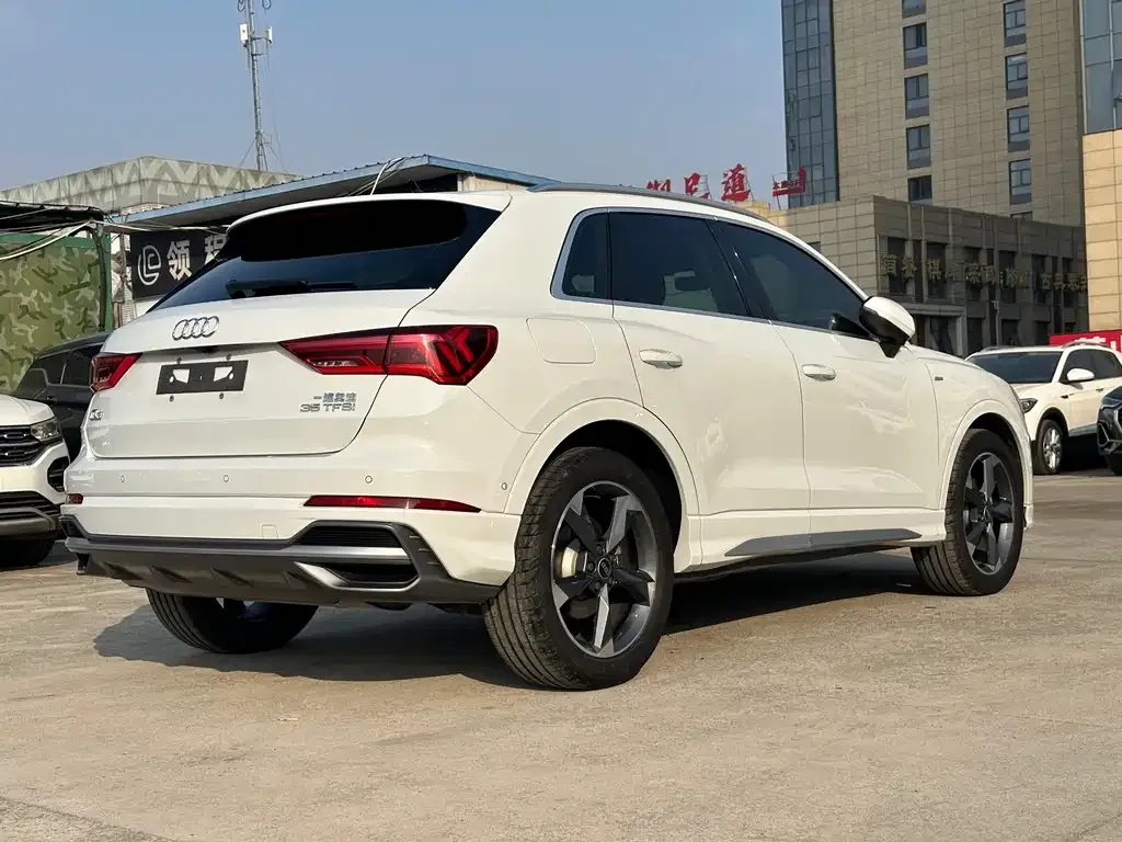 Audi Q3 2022 из CN, фото 5
