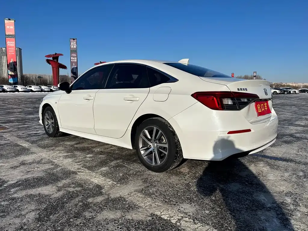 Honda Civic — фото 10