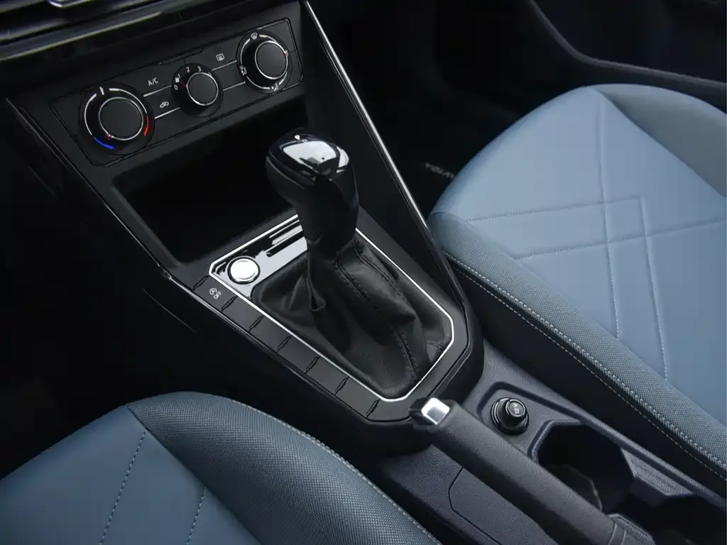 Volkswagen Lavida 2023 из CN, фото 7