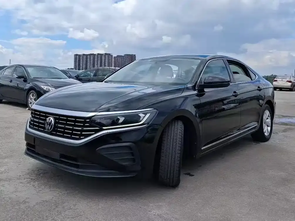 Volkswagen Passat 2024 из CN, фото 1