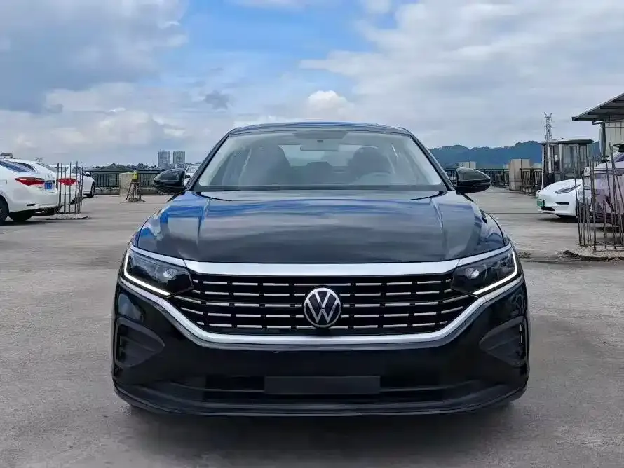 Volkswagen Passat 2024 из CN, фото 2