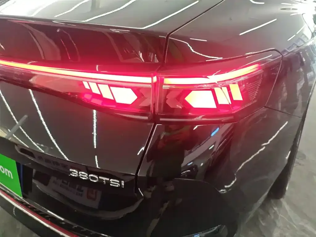 Volkswagen Magotan 2025 из CN, фото 6
