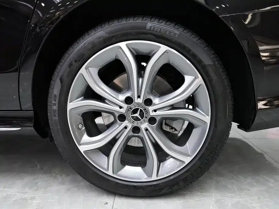 Mercedes-Benz E-Class 2023 из CN, фото 2