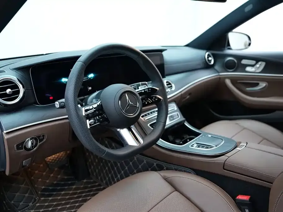 Mercedes-Benz E-Class 2023 из CN, фото 7