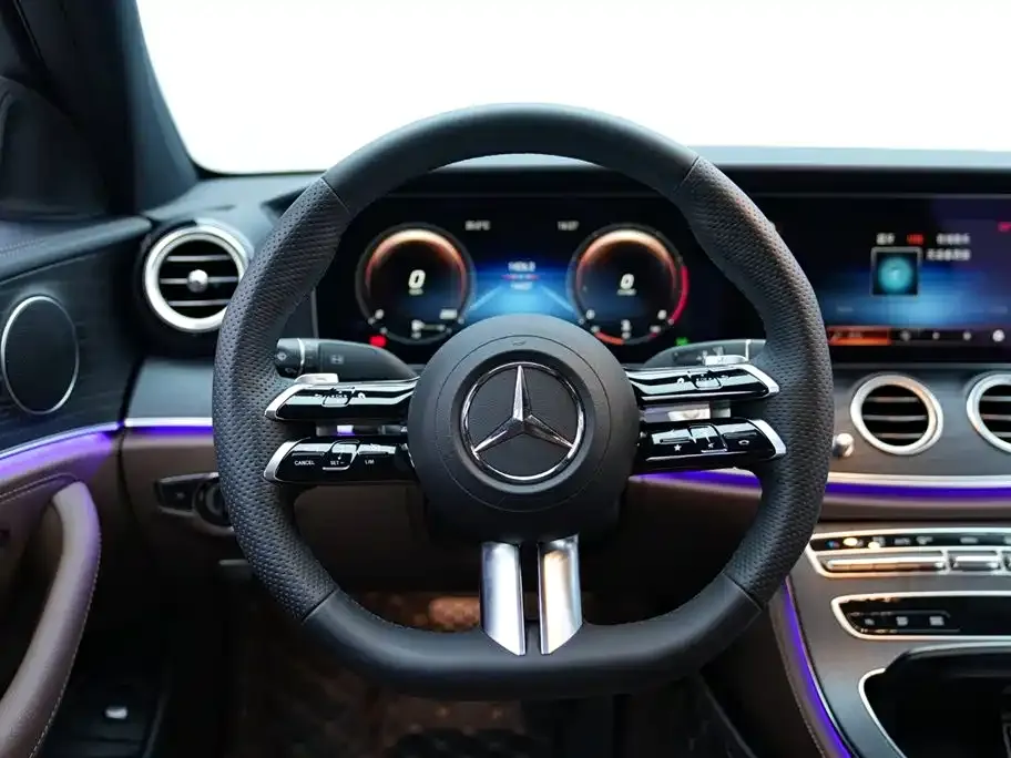 Mercedes-Benz E-Class 2023 из CN, фото 9