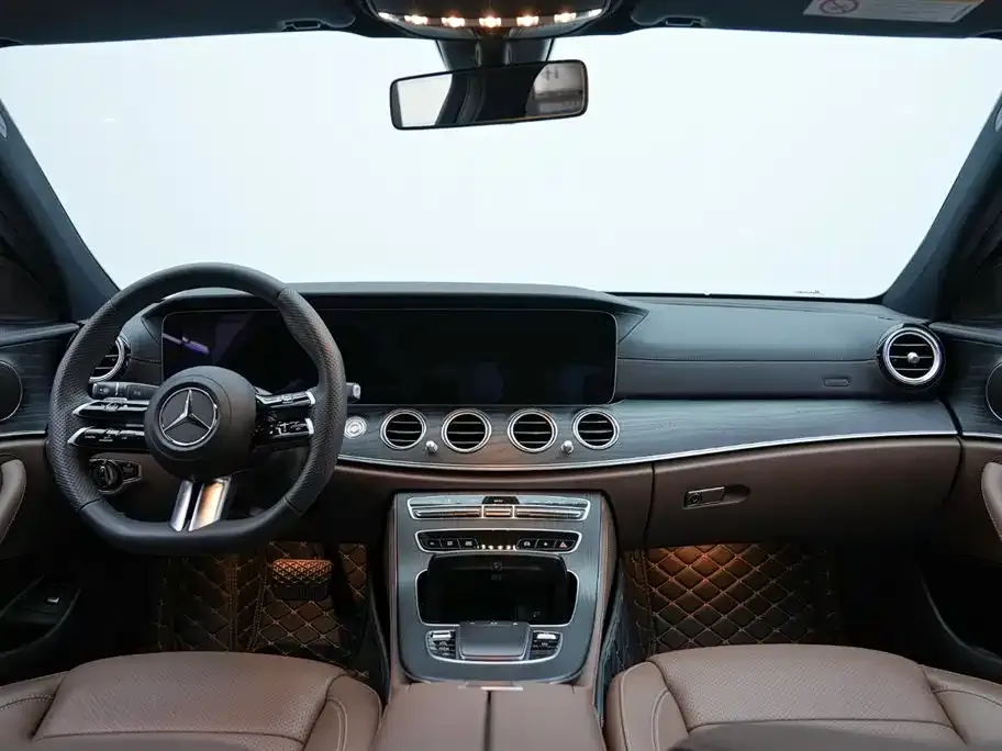 Mercedes-Benz E-Class 2023 из CN, фото 4