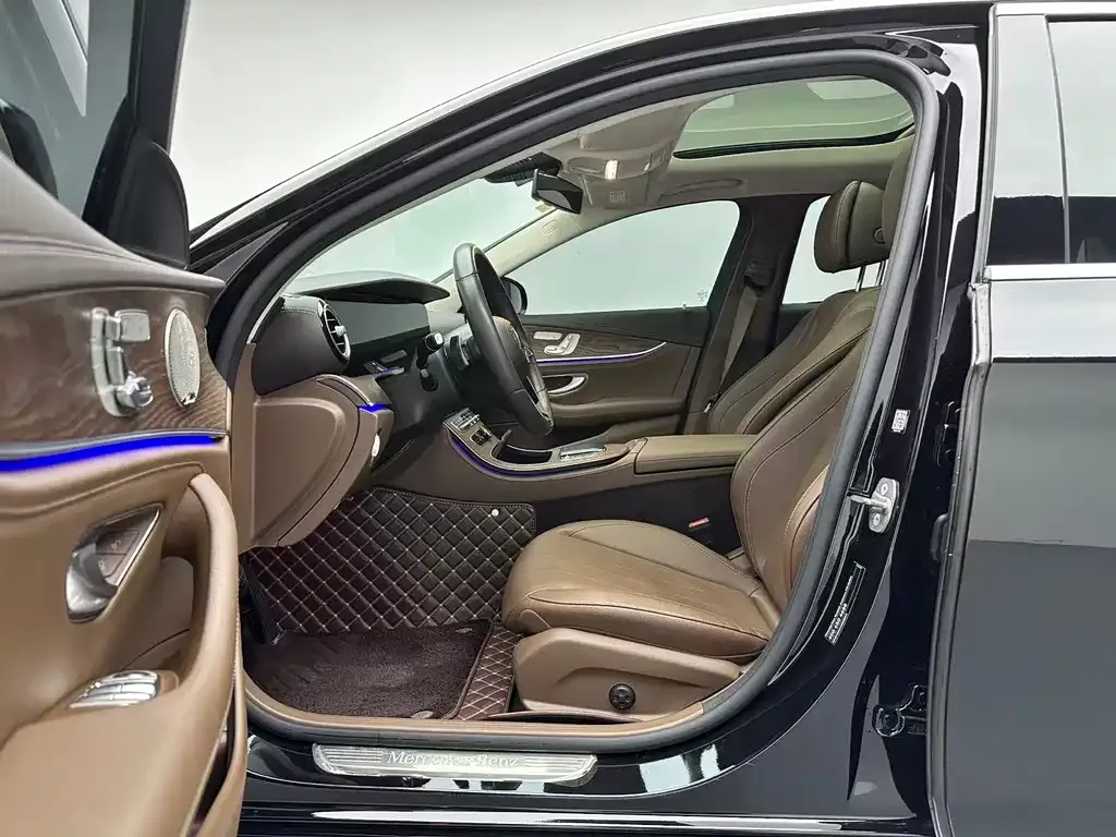 Mercedes-Benz E-Class 2022 из CN, фото 8