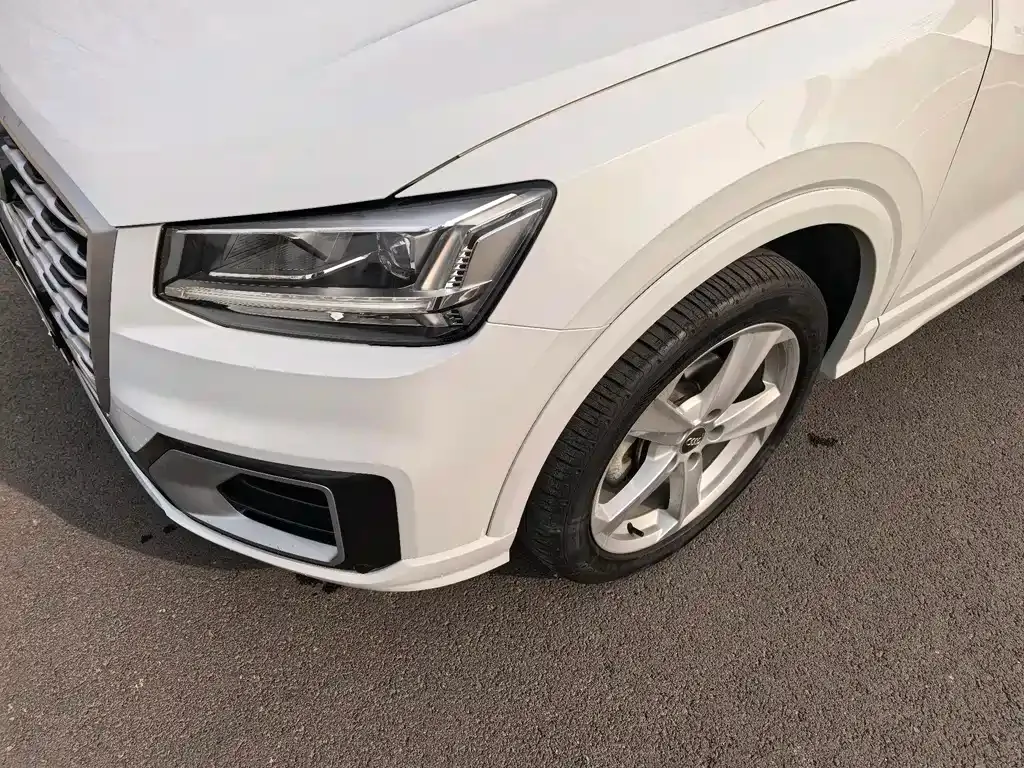 Audi Q2L 2021 из CN, фото 5