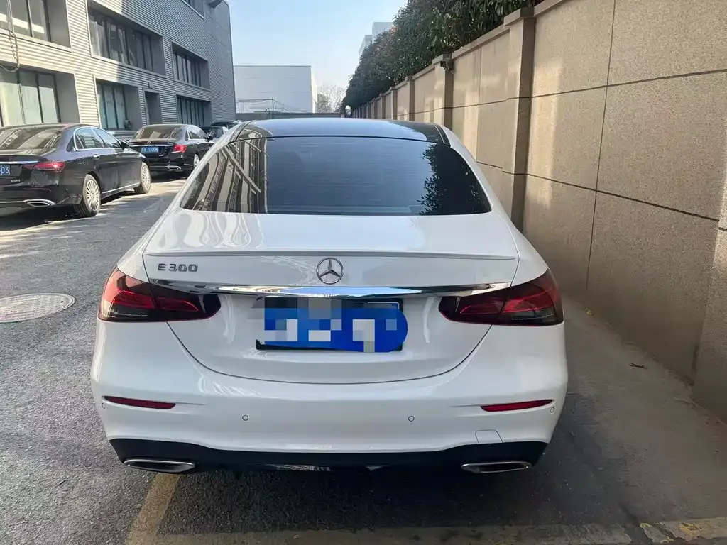 Mercedes-Benz E-Class (Import) 2023 из CN, фото 5