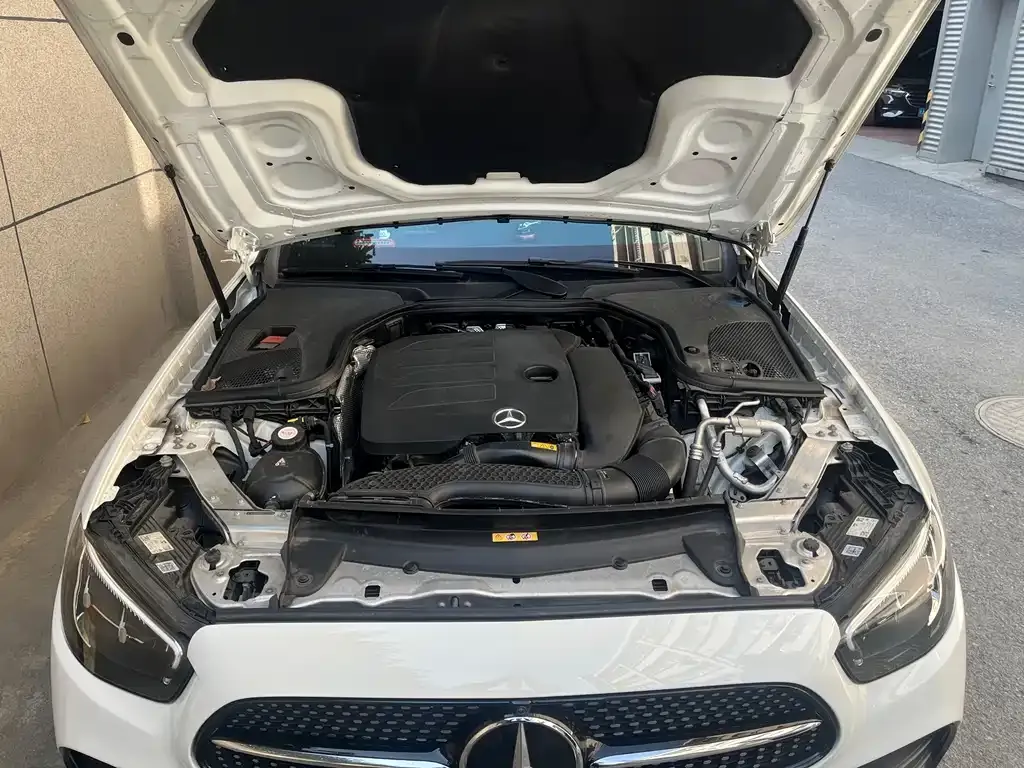 Mercedes-Benz E-Class (Import) 2023 из CN, фото 2
