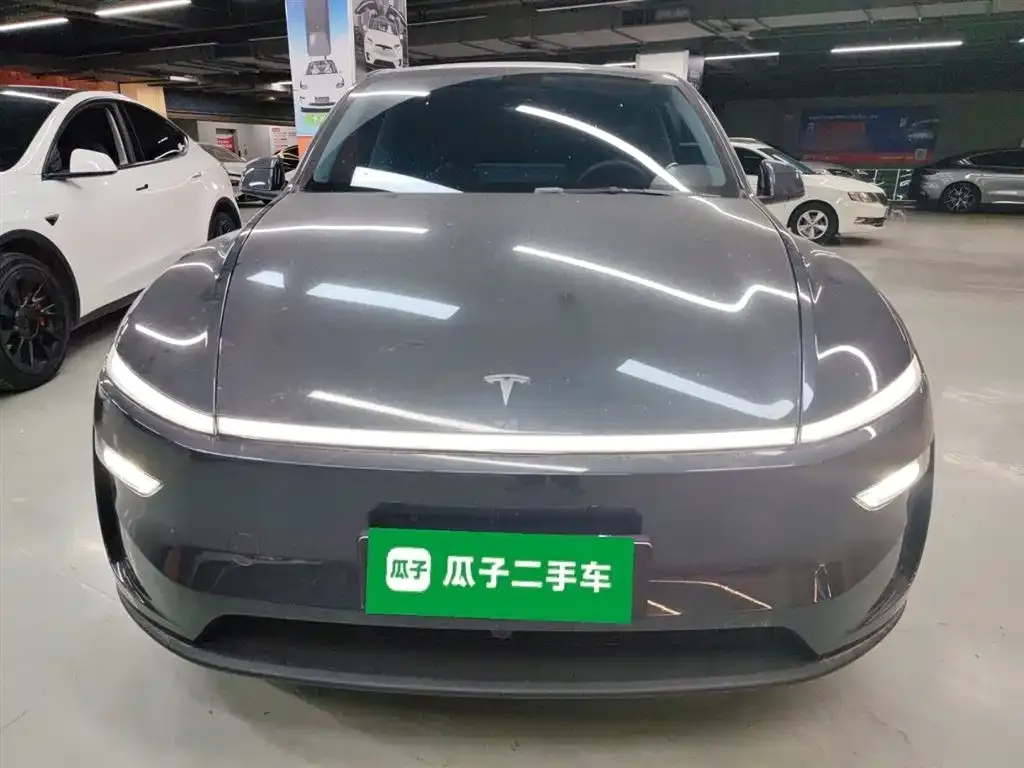 Tesla Model Y 2025 из CN, фото 10