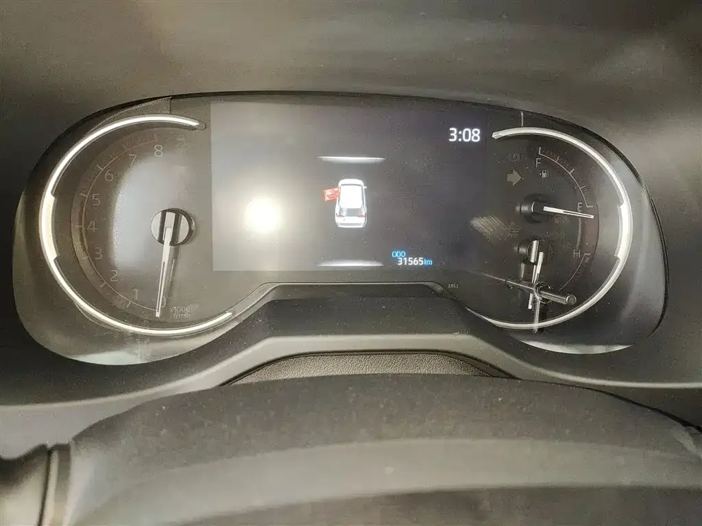 Toyota RAV4 2023 из CN, фото 7